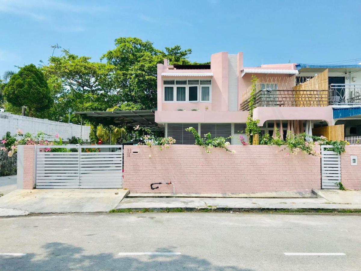 Smell Rose Beach Garden バツーフェリンギビーチ エクステリア 写真