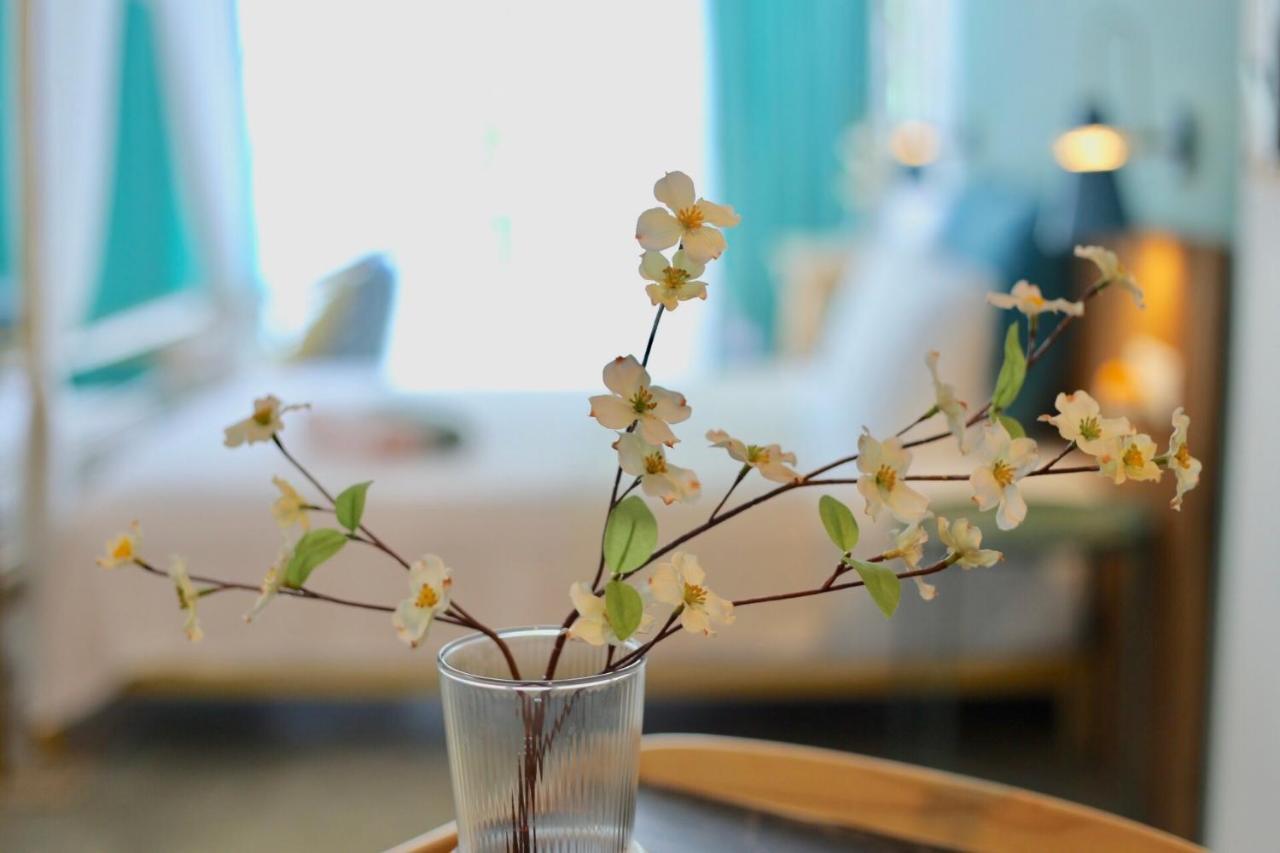 Smell Rose Beach Garden バツーフェリンギビーチ エクステリア 写真