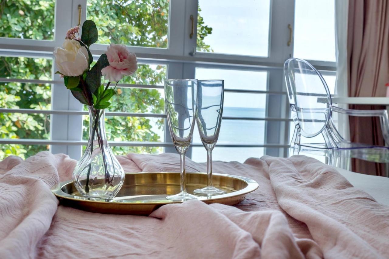 Smell Rose Beach Garden バツーフェリンギビーチ エクステリア 写真